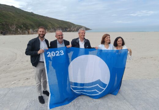 A praia de Laxe lucirá novamente en 2023 a bandeira azul
